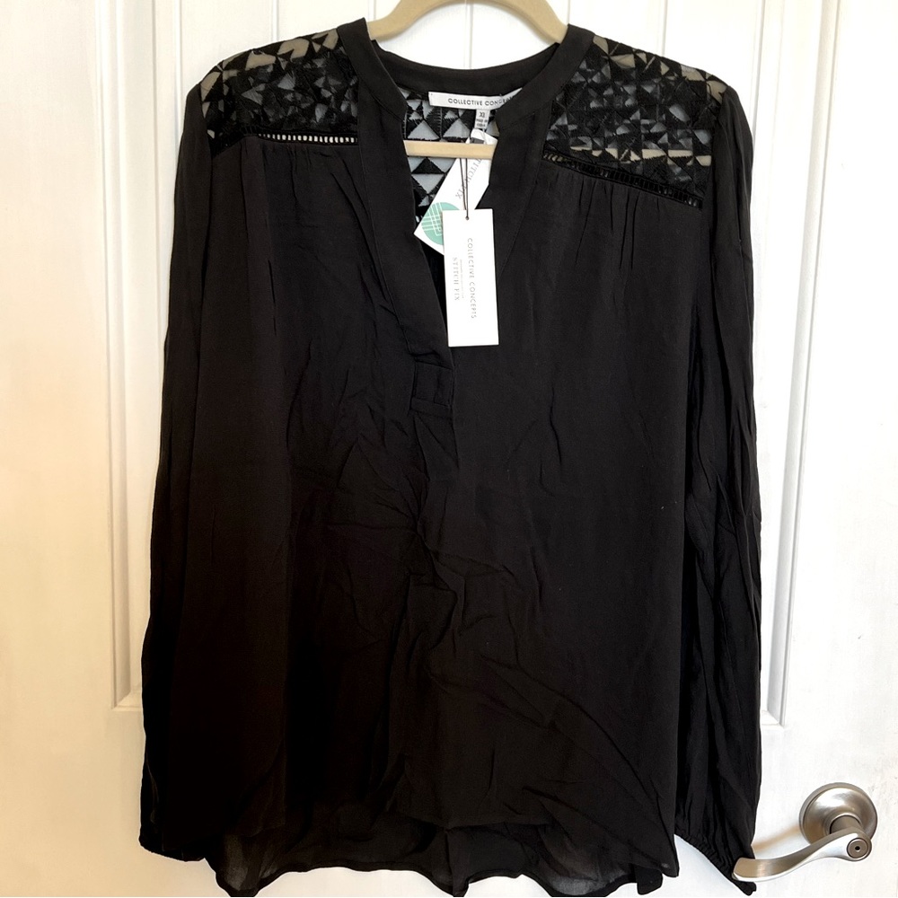 NWT!! Collective Concepts Womens Lace Detail Blouse